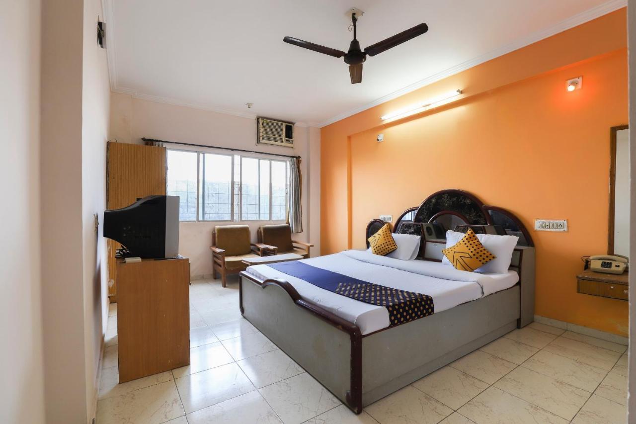 Spot On Hotel Shyam Inn Hālol المظهر الخارجي الصورة