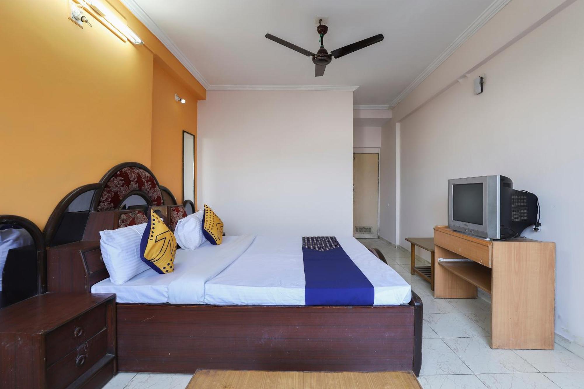 Spot On Hotel Shyam Inn Hālol المظهر الخارجي الصورة