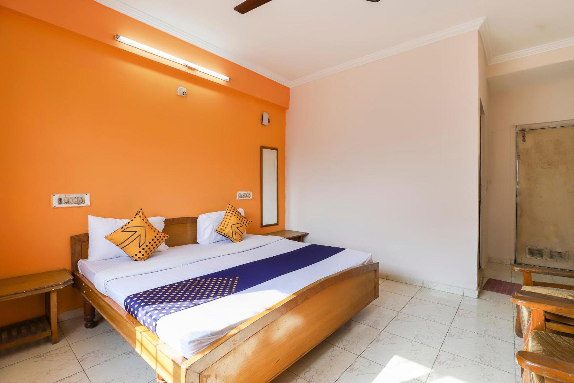 Spot On Hotel Shyam Inn Hālol المظهر الخارجي الصورة