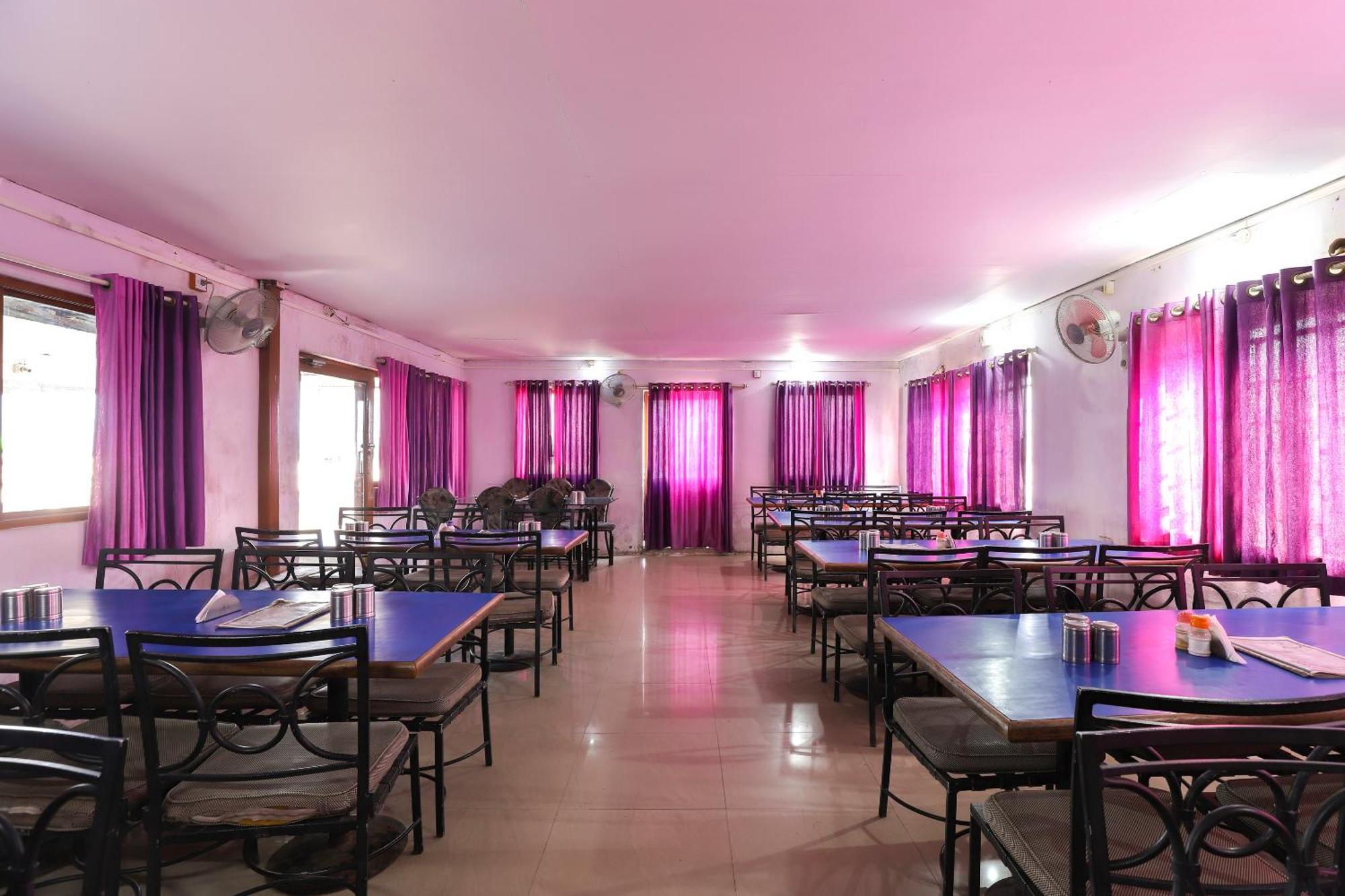 Spot On Hotel Shyam Inn Hālol المظهر الخارجي الصورة